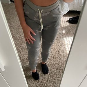 American Eagle Jogger
